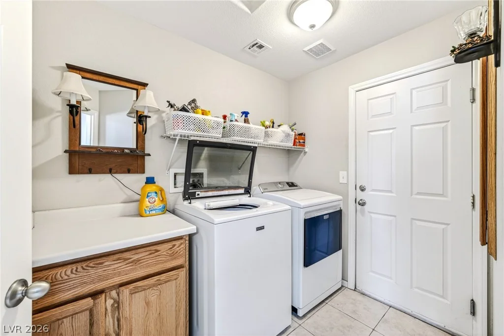 210 Mondale, Pahrump, NV 89048