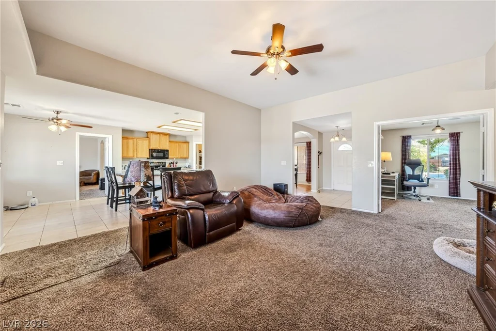 210 Mondale, Pahrump, NV 89048