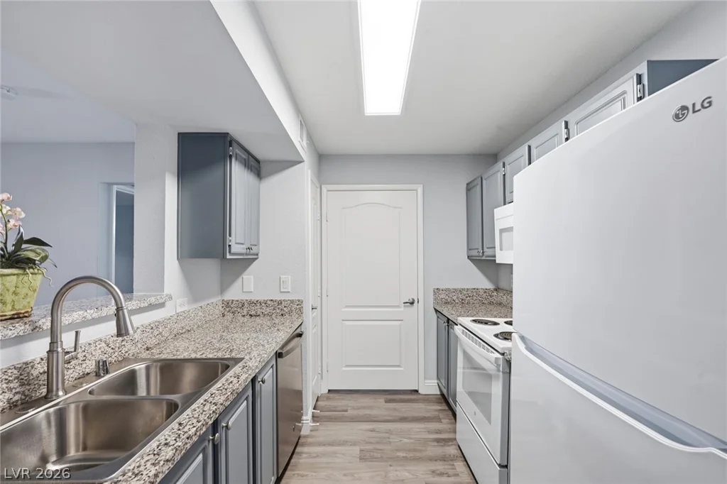 5055 Hacienda, Las Vegas, NV 89118