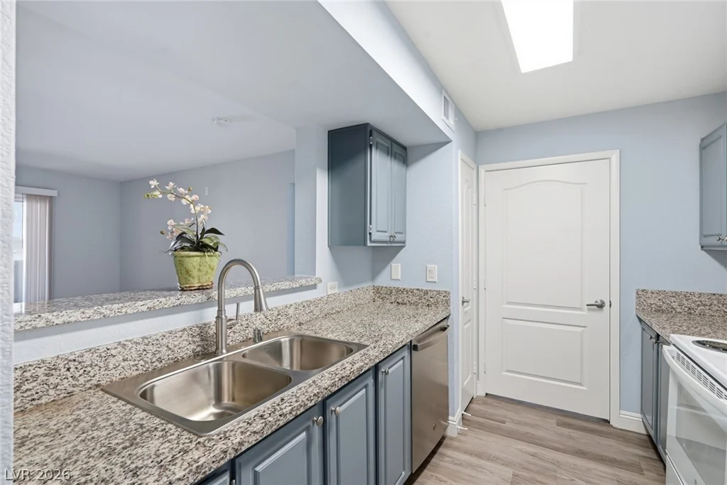 5055 Hacienda, Las Vegas, NV 89118