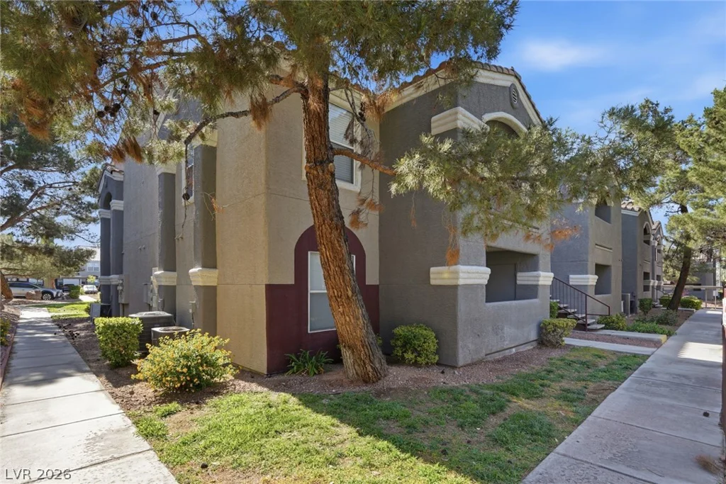 5055 Hacienda, Las Vegas, NV 89118