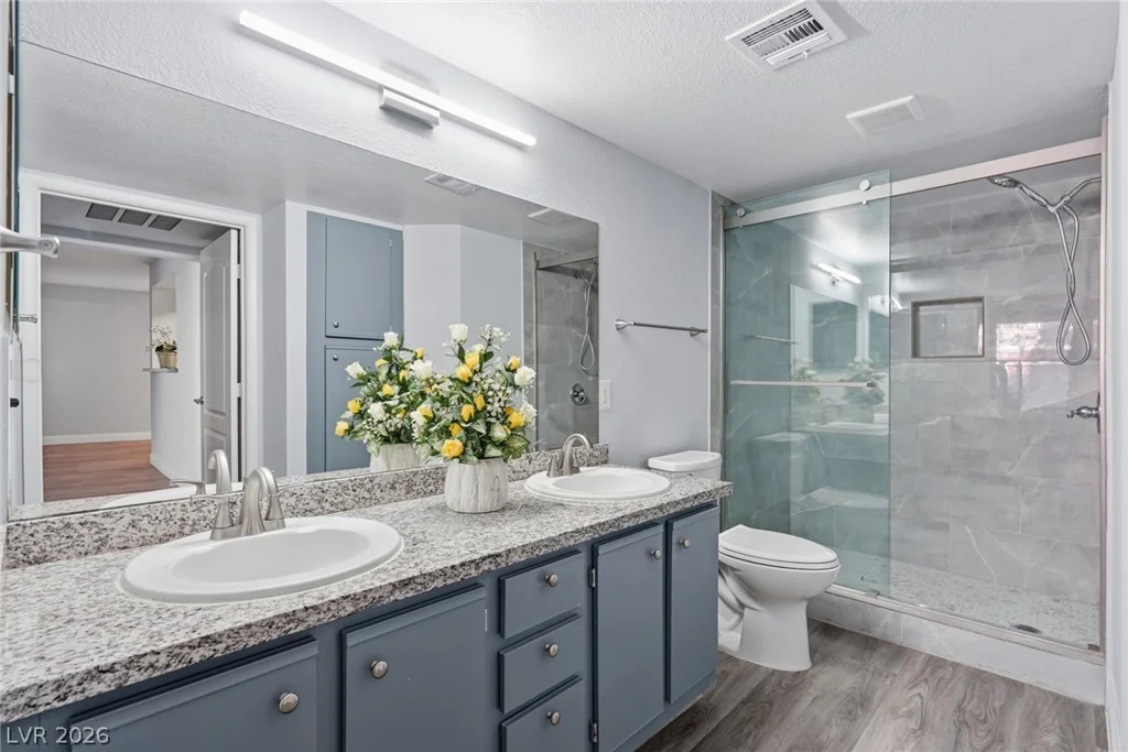 5055 Hacienda, Las Vegas, NV 89118