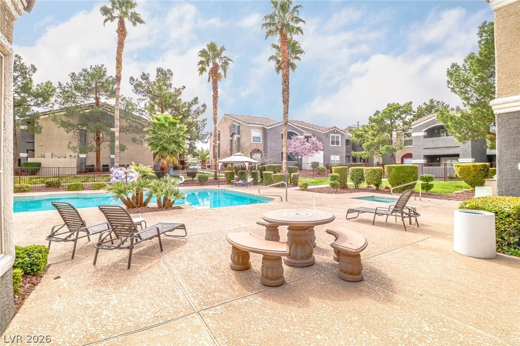 5055 Hacienda, Las Vegas, NV 89118