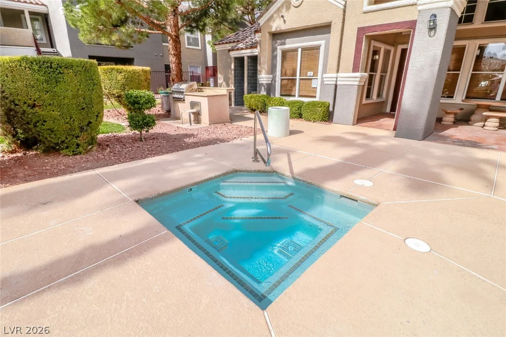 5055 Hacienda, Las Vegas, NV 89118