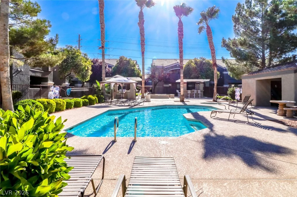 5055 Hacienda, Las Vegas, NV 89118