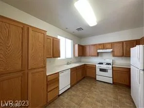 7788 Hampton Park, Las Vegas, NV 89113