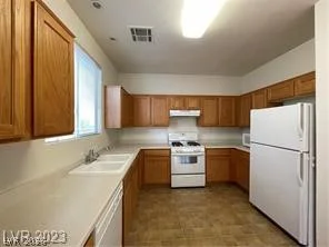 7788 Hampton Park, Las Vegas, NV 89113