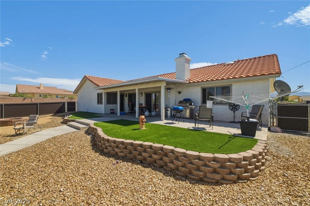 2100 Iroquois, Pahrump, NV 89048