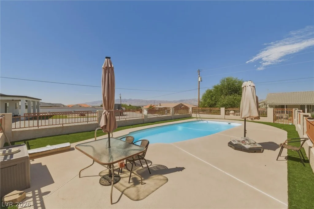 2100 Iroquois, Pahrump, NV 89048