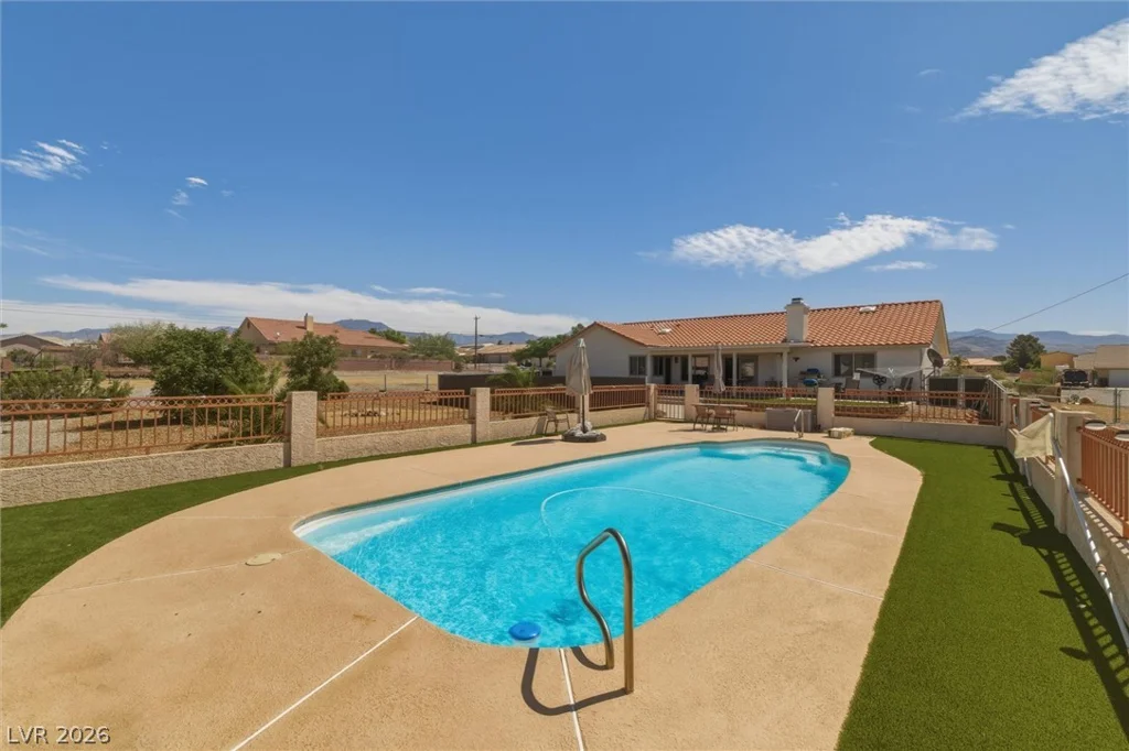 2100 Iroquois, Pahrump, NV 89048