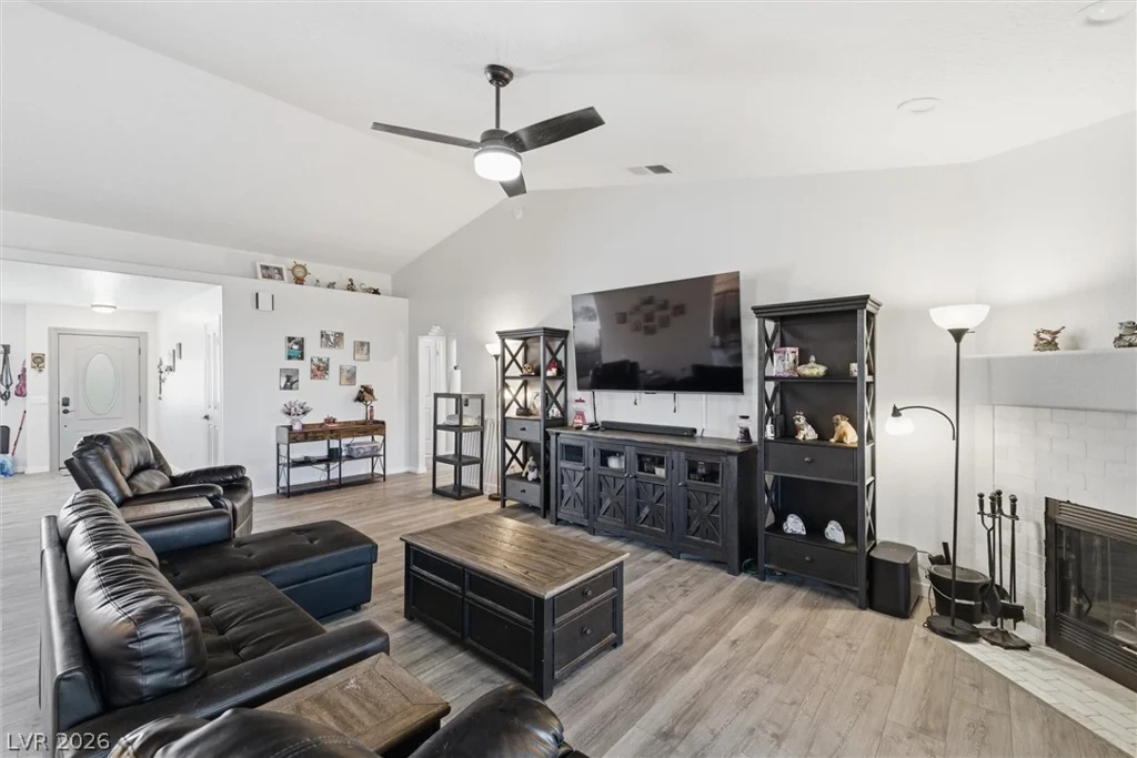 2100 Iroquois, Pahrump, NV 89048