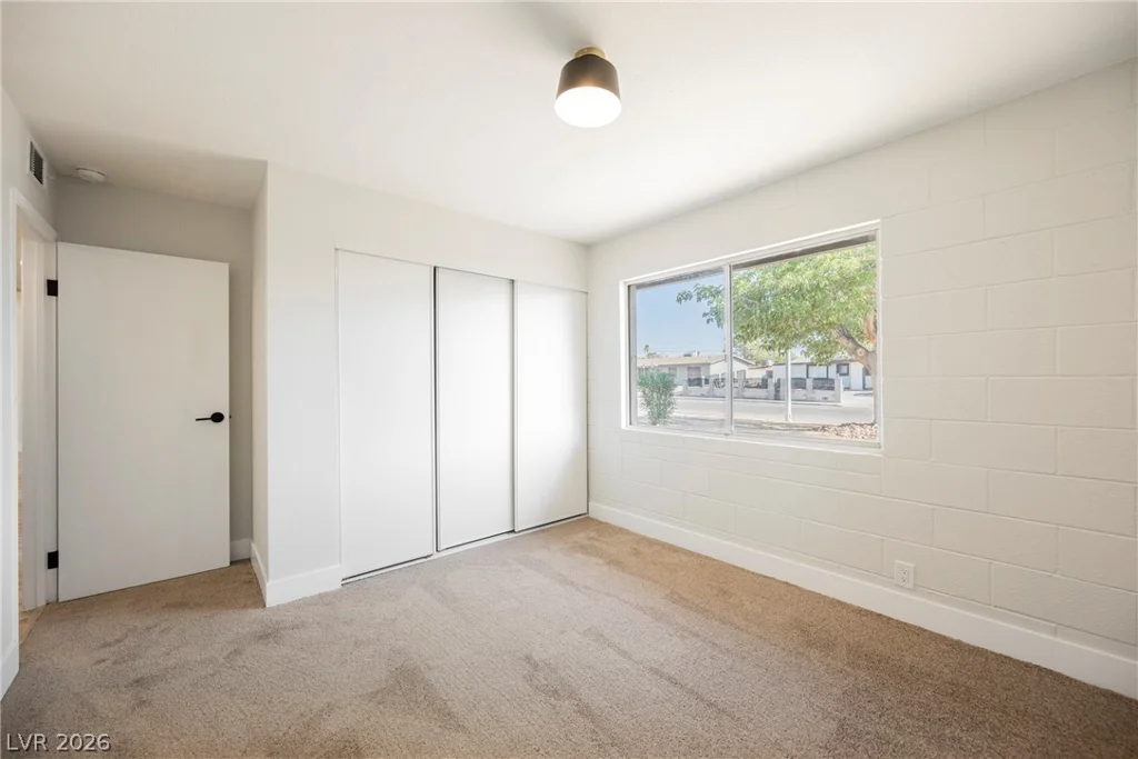 1047 Westminster, Las Vegas, NV 89119