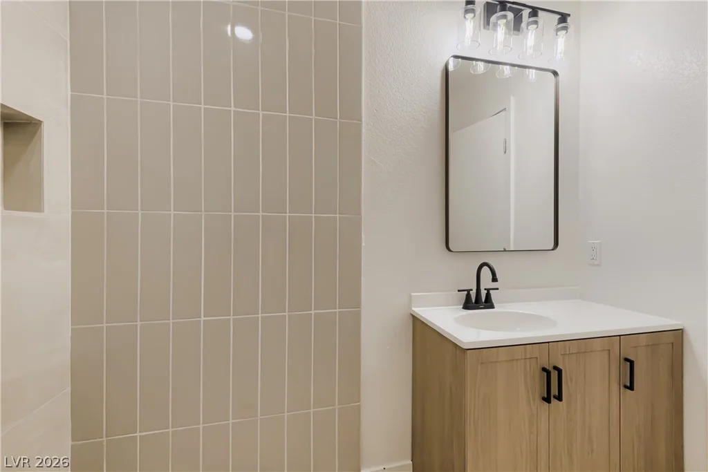 6124 Halifax, Las Vegas, NV 89107