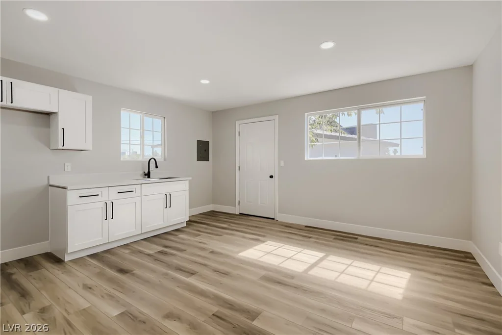 6124 Halifax, Las Vegas, NV 89107