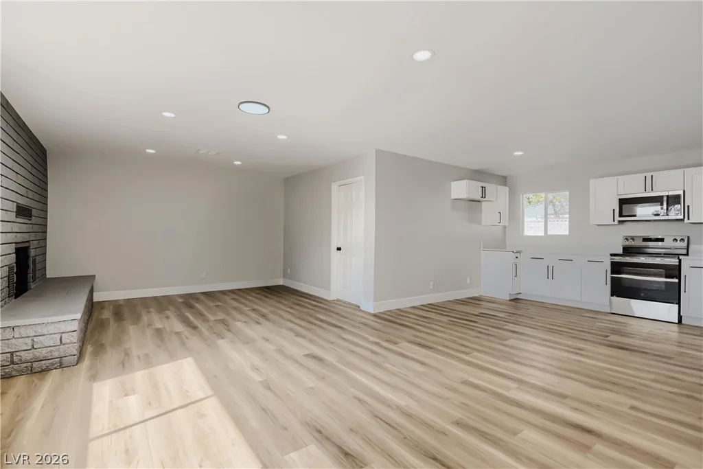 6124 Halifax, Las Vegas, NV 89107