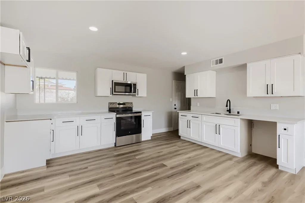 6124 Halifax, Las Vegas, NV 89107