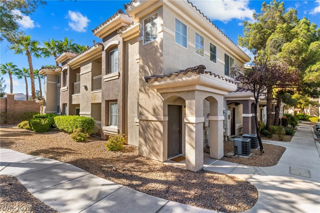 9050 Warm Springs, Las Vegas, NV 89148