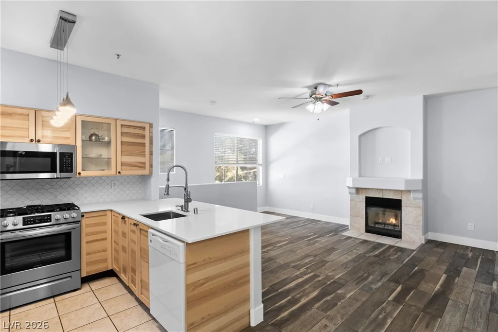 9050 Warm Springs, Las Vegas, NV 89148