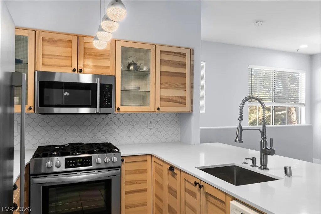 9050 Warm Springs, Las Vegas, NV 89148