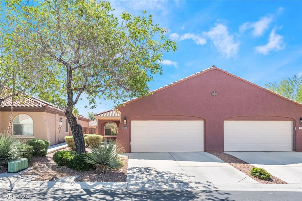 8640 Deering Bay, Las Vegas, NV 89131