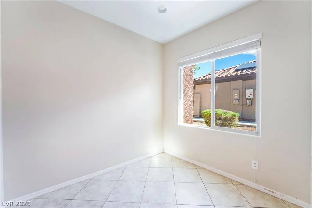 8640 Deering Bay, Las Vegas, NV 89131