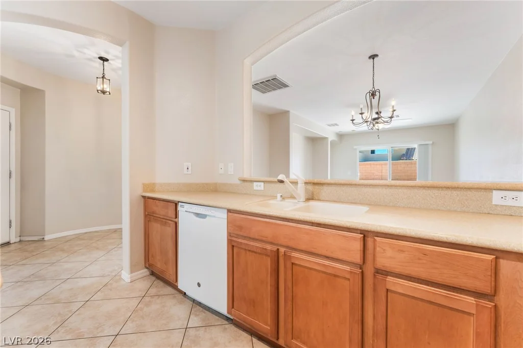 8640 Deering Bay, Las Vegas, NV 89131