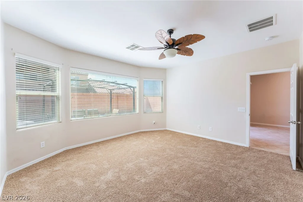 8640 Deering Bay, Las Vegas, NV 89131