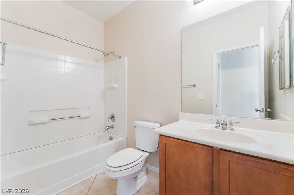 8640 Deering Bay, Las Vegas, NV 89131