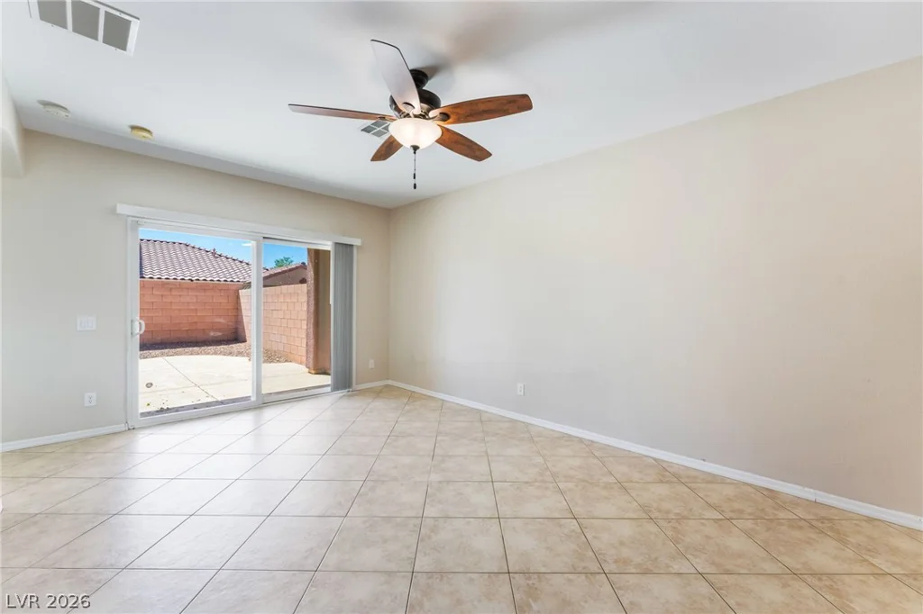 8640 Deering Bay, Las Vegas, NV 89131