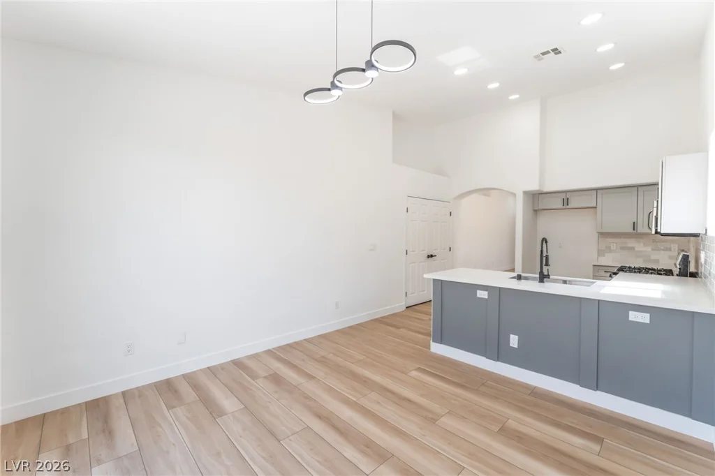3747 Squirrel, Las Vegas, NV 89122