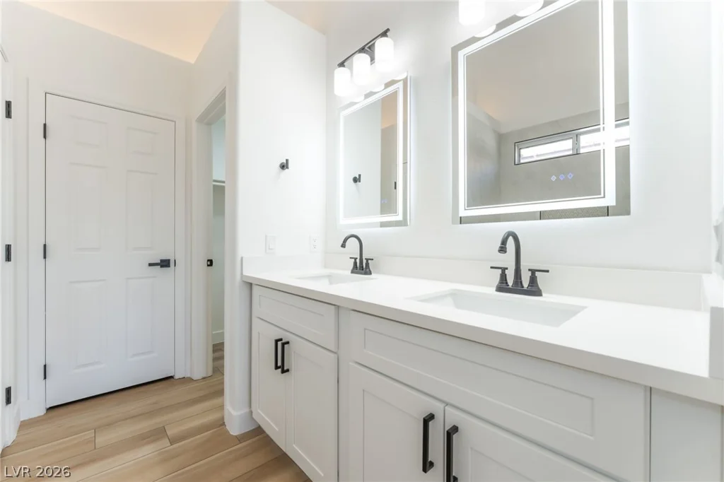 3747 Squirrel, Las Vegas, NV 89122