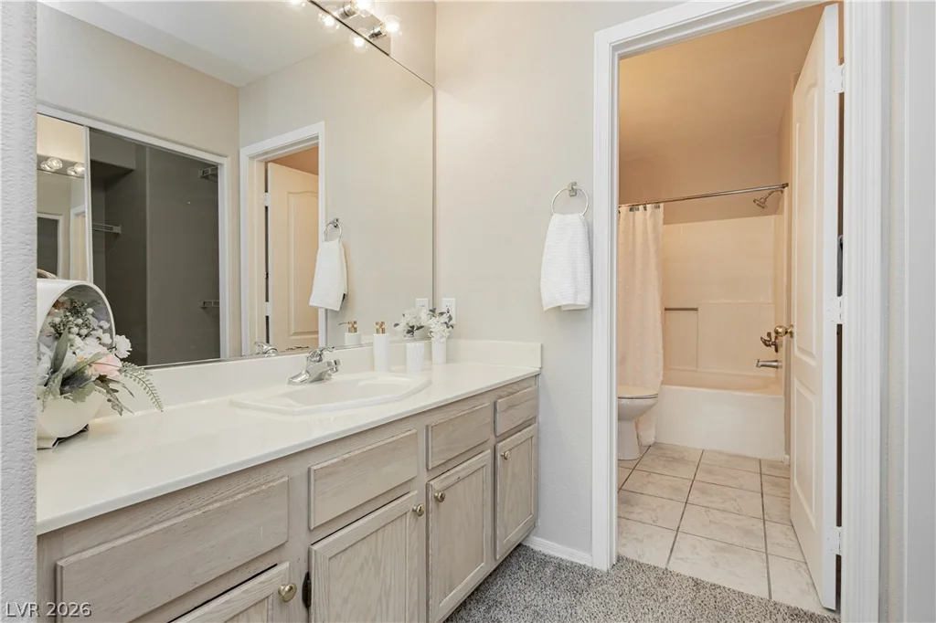 7400 Flamingo, Las Vegas, NV 89147