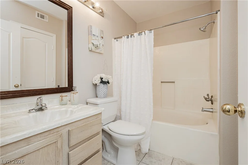 7400 Flamingo, Las Vegas, NV 89147