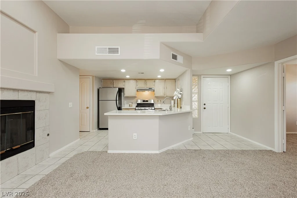 7400 Flamingo, Las Vegas, NV 89147