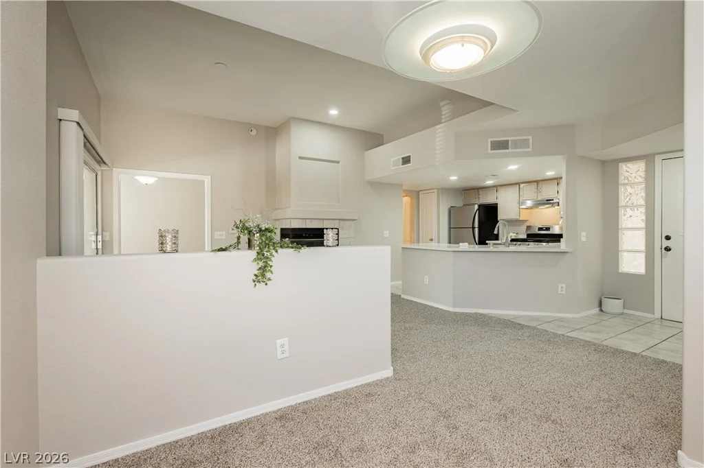 7400 Flamingo, Las Vegas, NV 89147