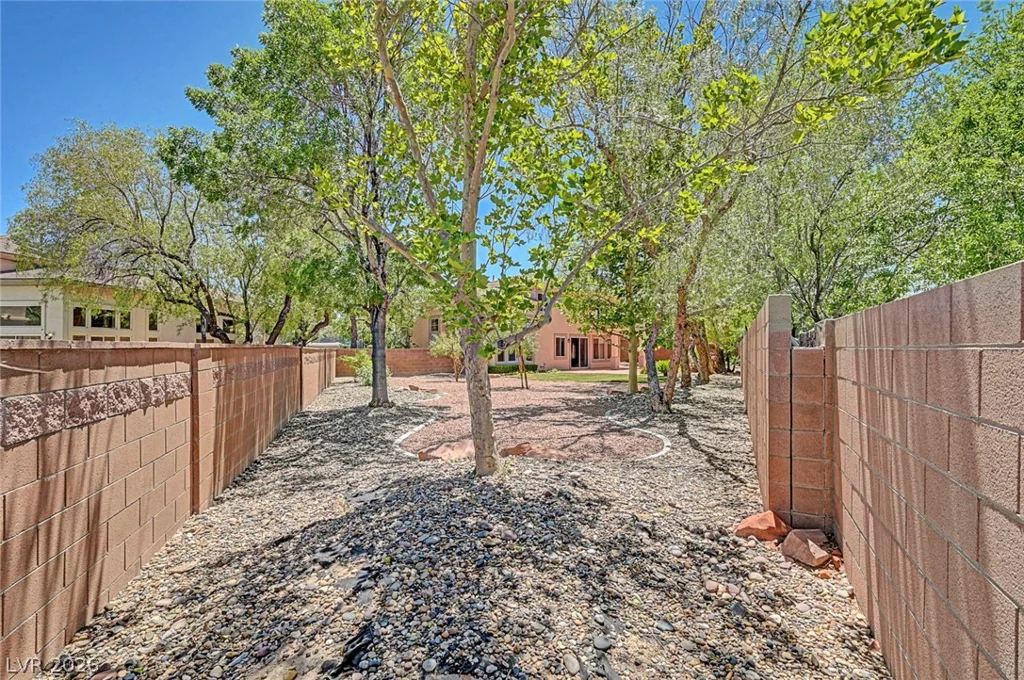 229 Buteo Woods, Las Vegas, NV 89144
