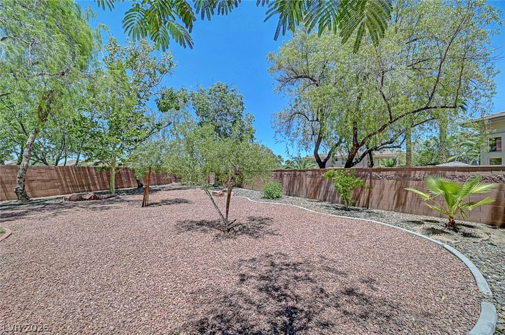229 Buteo Woods, Las Vegas, NV 89144