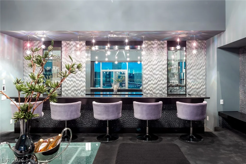 2700 Las Vegas, Las Vegas, NV 89109