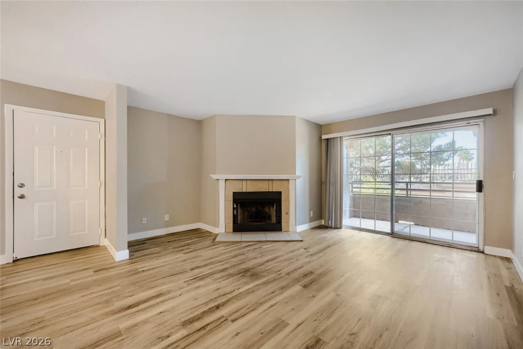 2200 Fort Apache, Las Vegas, NV 89117