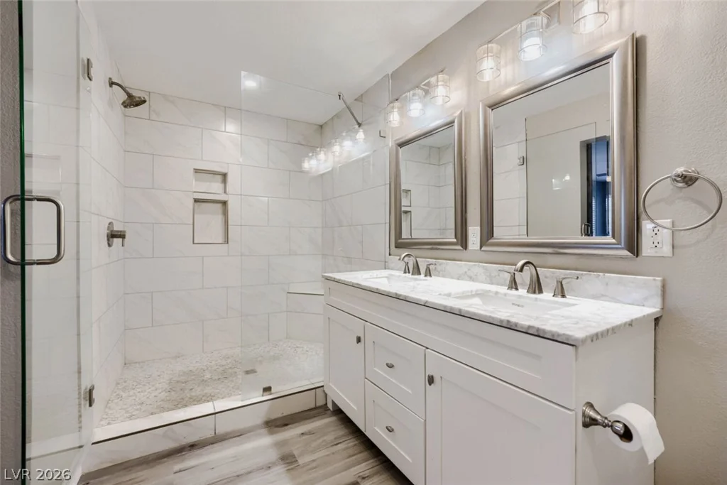 2200 Fort Apache, Las Vegas, NV 89117