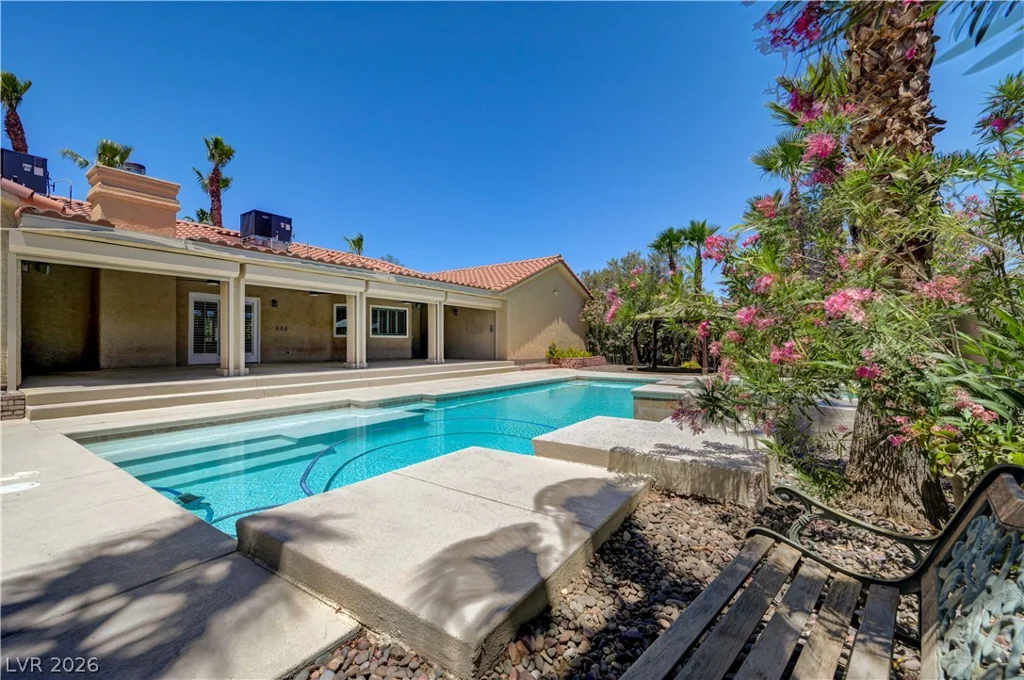 7441 Darby, Las Vegas, NV 89117