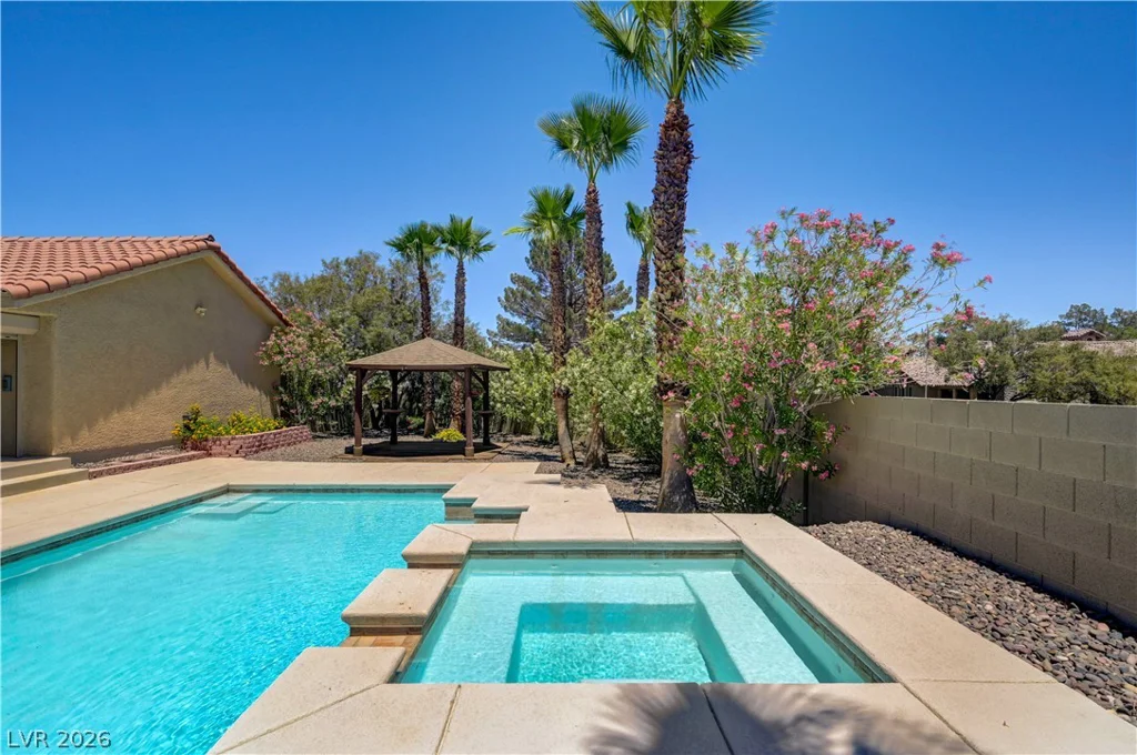7441 Darby, Las Vegas, NV 89117