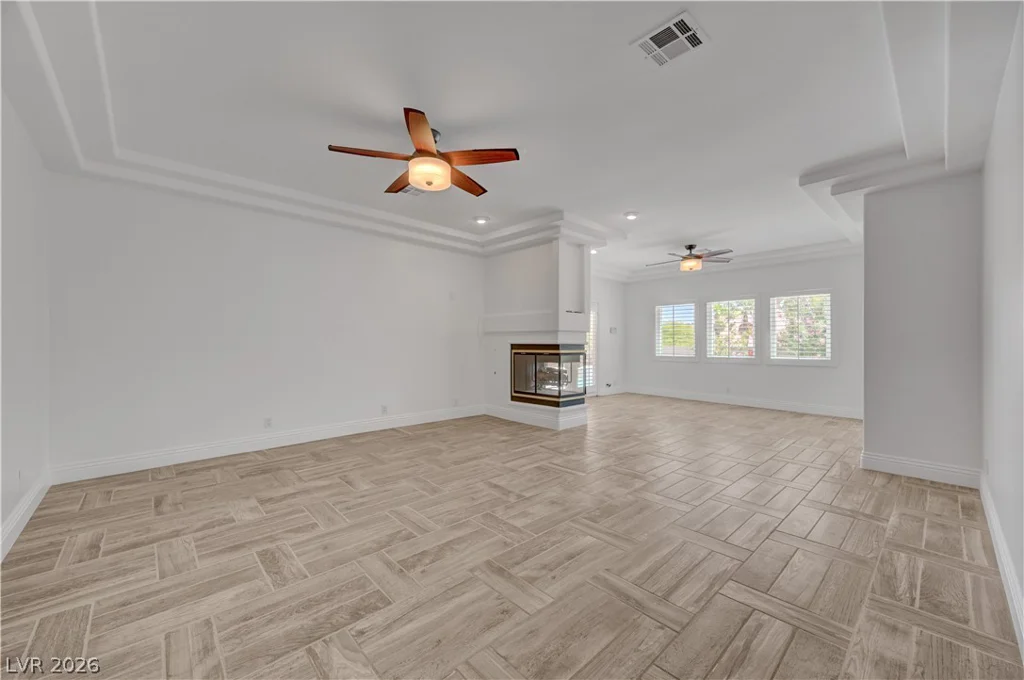 7441 Darby, Las Vegas, NV 89117