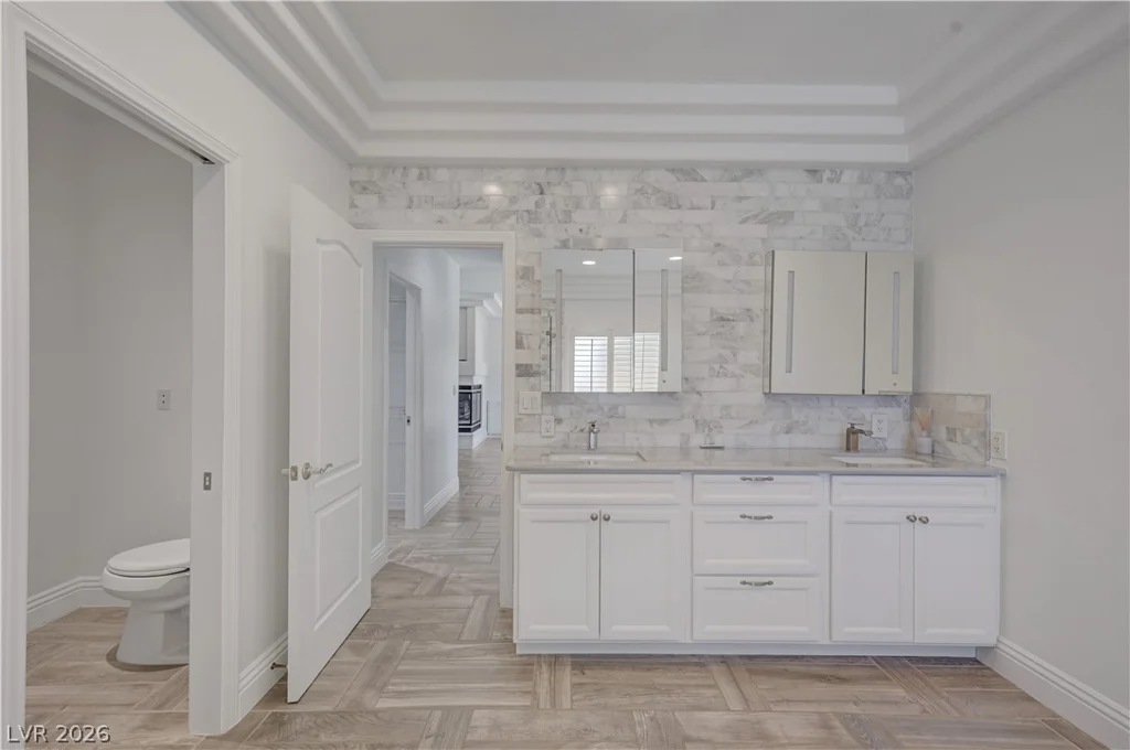 7441 Darby, Las Vegas, NV 89117