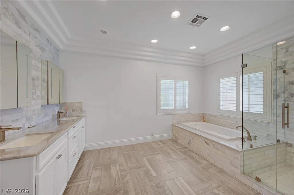 7441 Darby, Las Vegas, NV 89117
