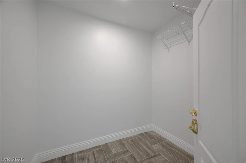 7441 Darby, Las Vegas, NV 89117