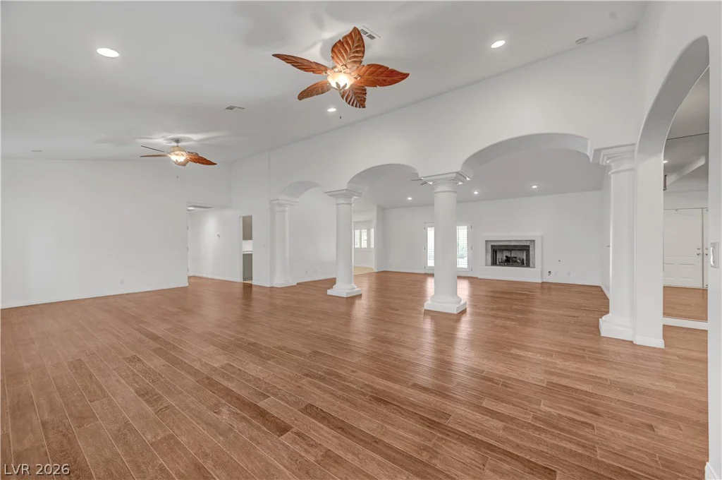 7441 Darby, Las Vegas, NV 89117