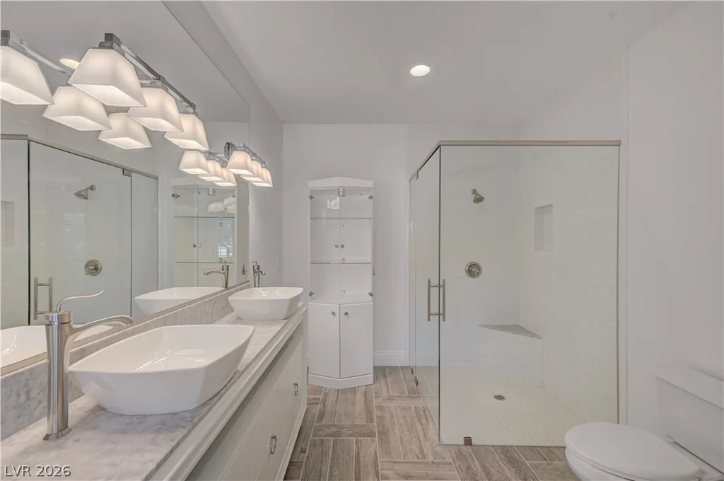 7441 Darby, Las Vegas, NV 89117