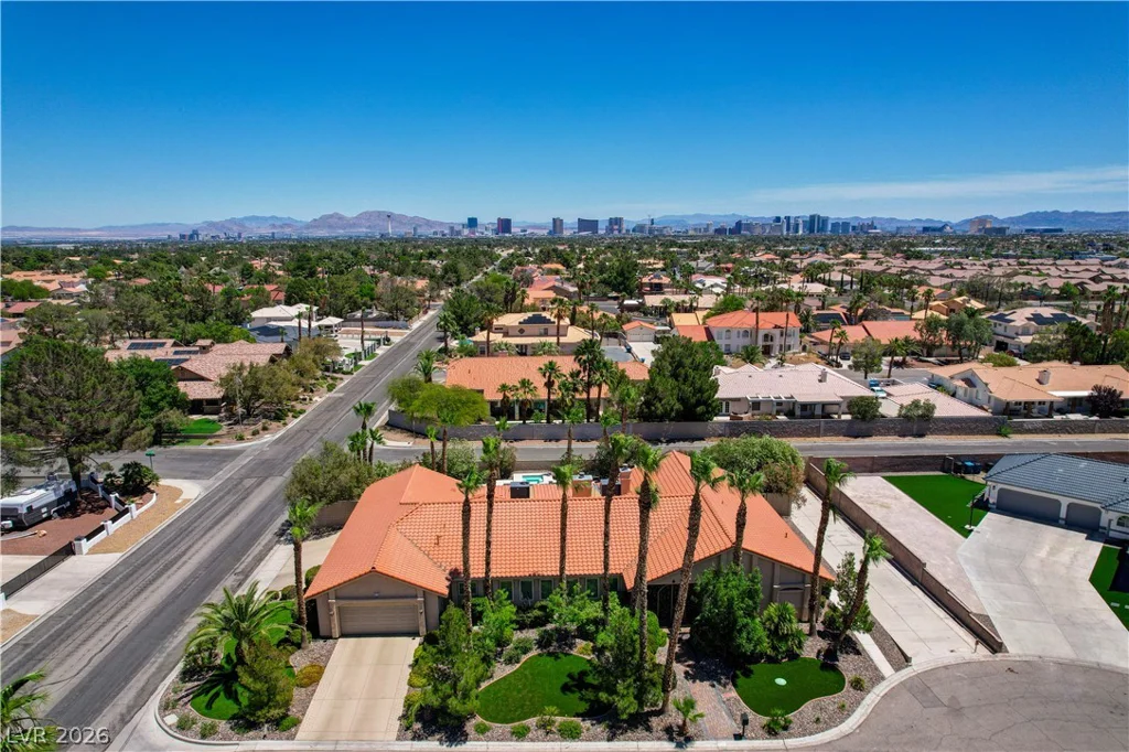 7441 Darby, Las Vegas, NV 89117