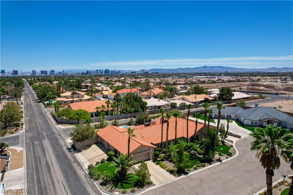 7441 Darby, Las Vegas, NV 89117